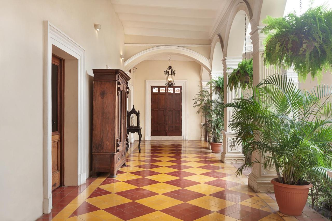 Hotel La Perla León Екстериор снимка
