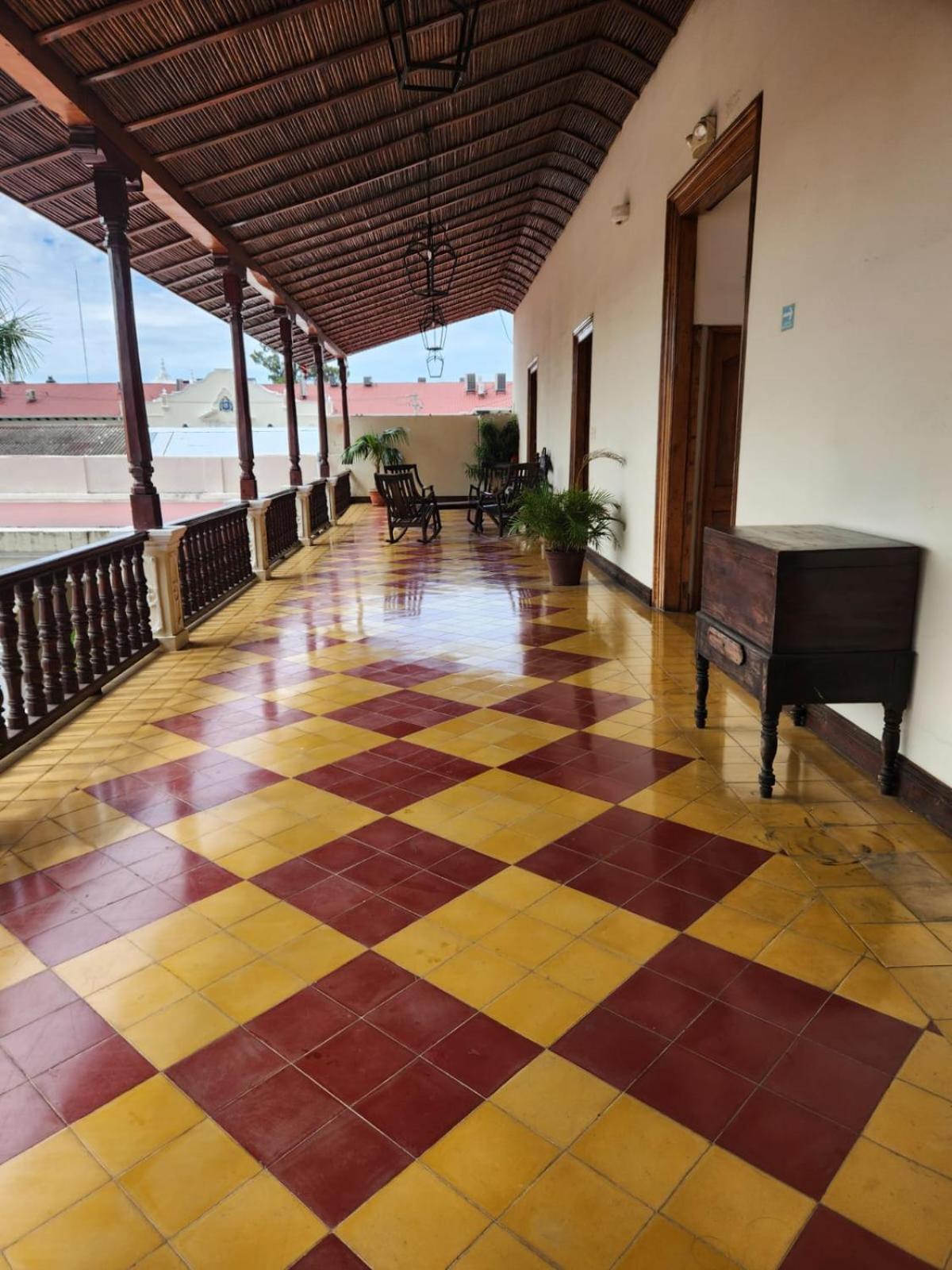 Hotel La Perla León Екстериор снимка