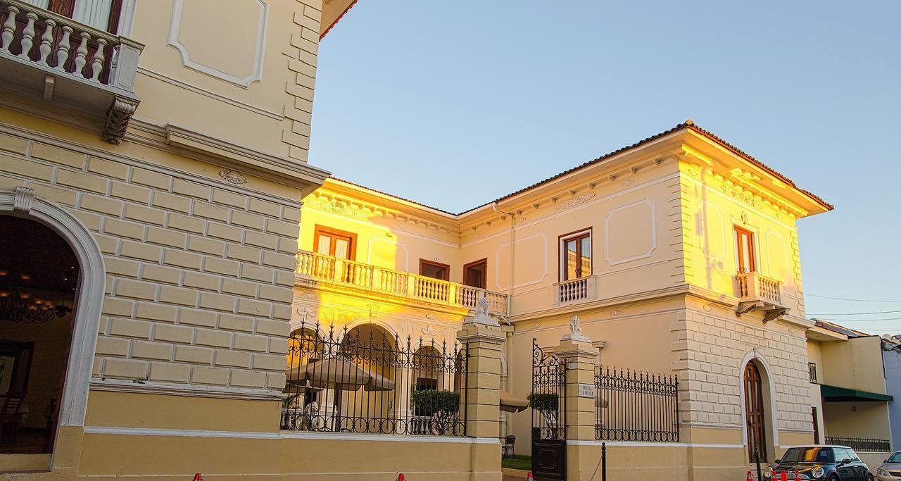 Hotel La Perla León Екстериор снимка