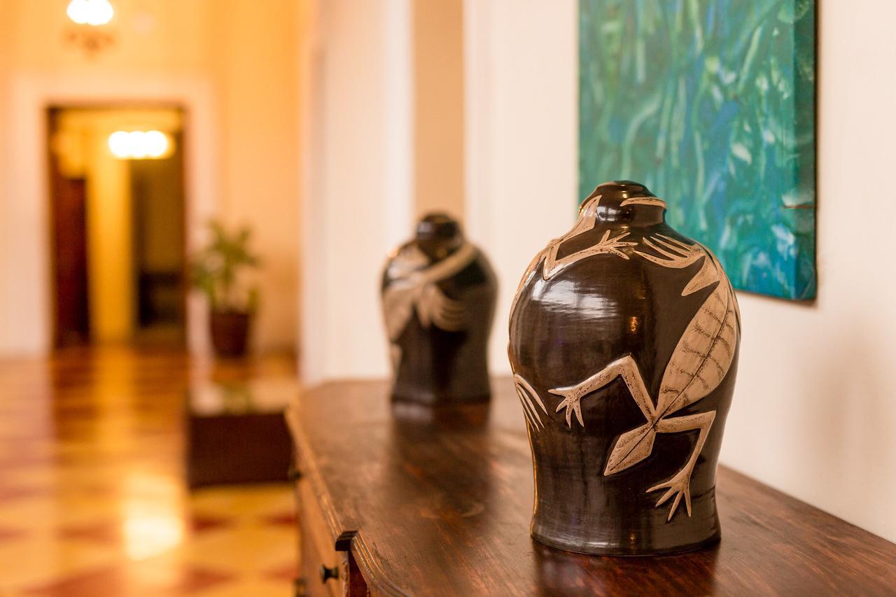 Hotel La Perla León Екстериор снимка